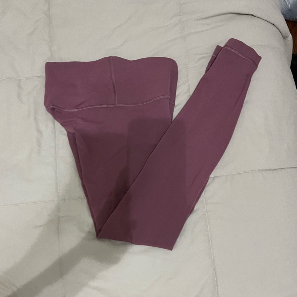 Lululemon crisscross leggings 23”